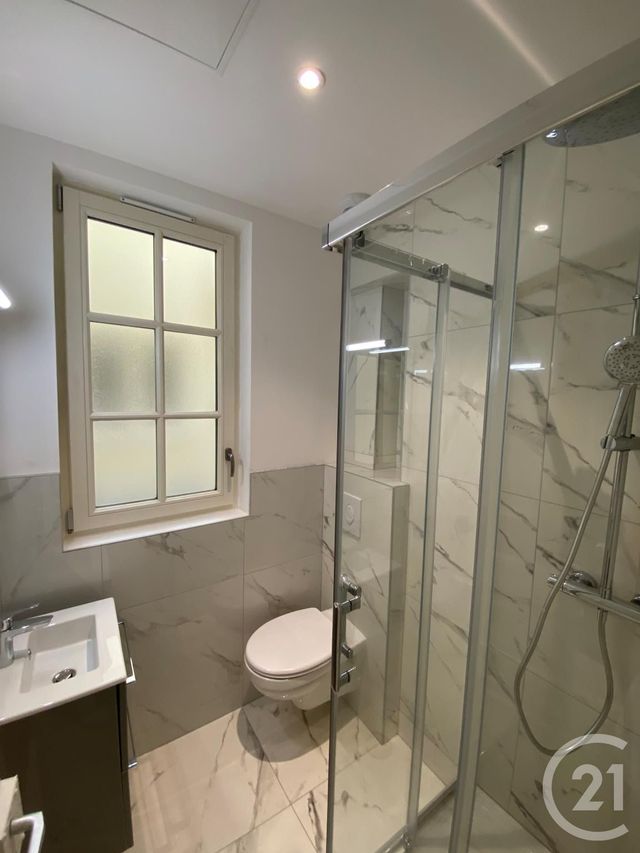 Appartement F3 à louer - 5 pièces - 105.76 m2 - METZ - 57 - LORRAINE - Century 21 Côté Est Immobilier