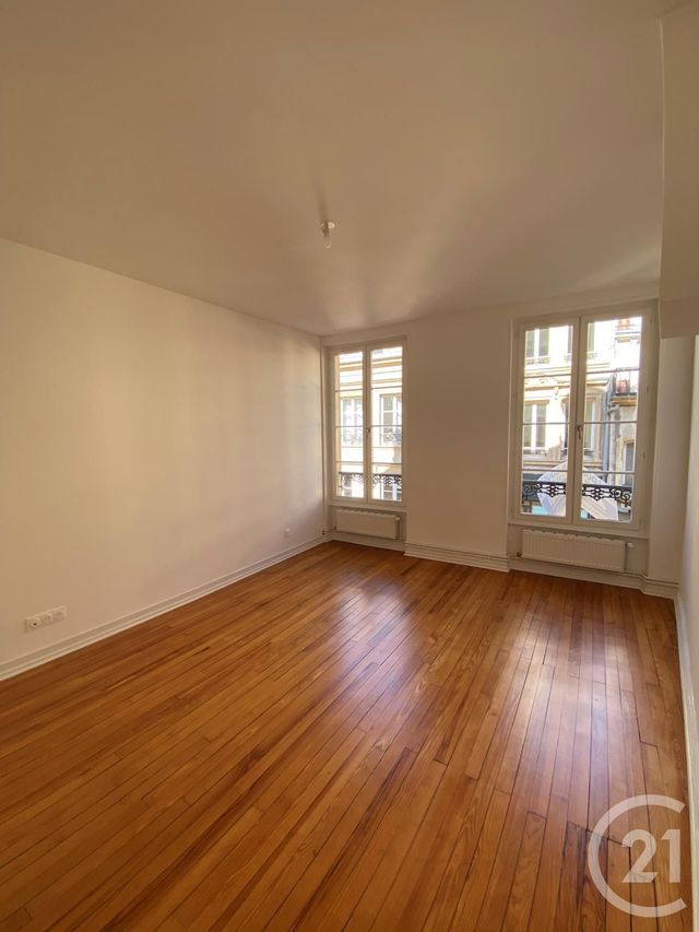 Appartement F3 à louer - 5 pièces - 105.76 m2 - METZ - 57 - LORRAINE - Century 21 Côté Est Immobilier