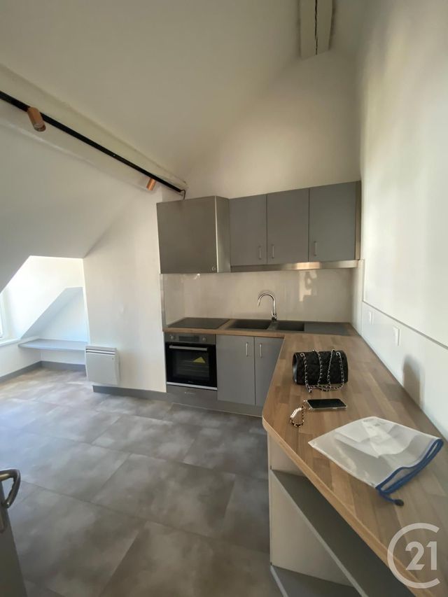 Appartement F3 à louer - 3 pièces - 88.19 m2 - METZ - 57 - LORRAINE - Century 21 Côté Est Immobilier
