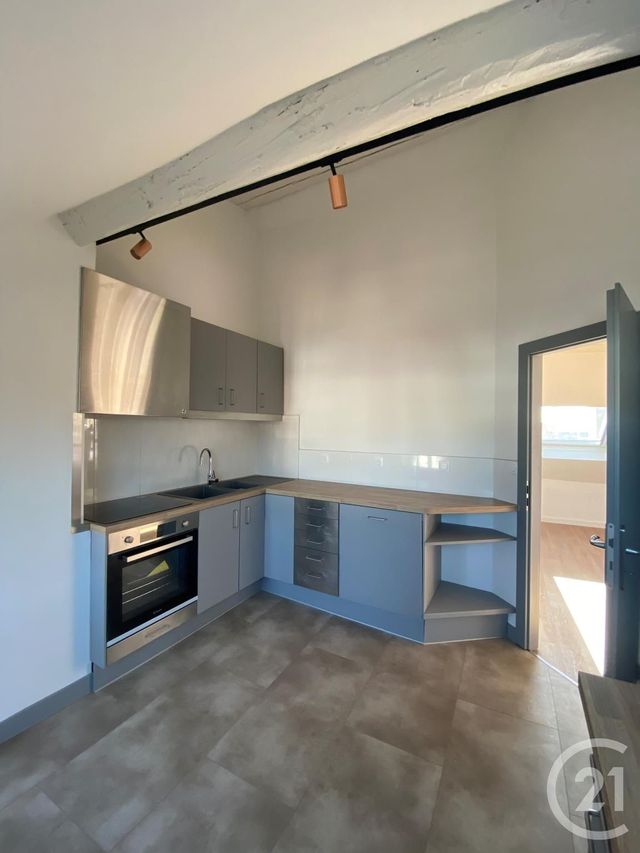 Appartement F3 à louer - 3 pièces - 88.19 m2 - METZ - 57 - LORRAINE - Century 21 Côté Est Immobilier