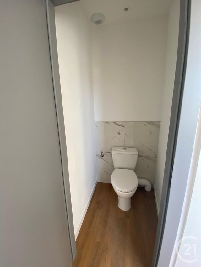 Appartement F3 à louer - 3 pièces - 88.19 m2 - METZ - 57 - LORRAINE - Century 21 Côté Est Immobilier