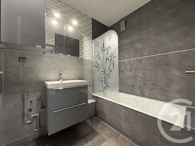 Appartement F2 à louer - 2 pièces - 40.51 m2 - METZ - 57 - LORRAINE - Century 21 Côté Est Immobilier