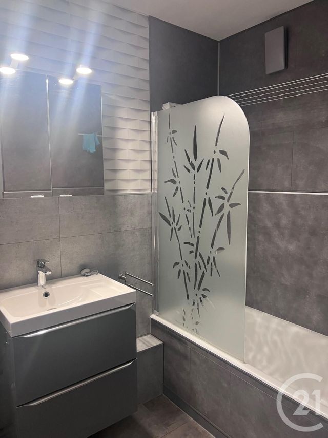 Appartement F2 à louer - 2 pièces - 40.51 m2 - METZ - 57 - LORRAINE - Century 21 Côté Est Immobilier