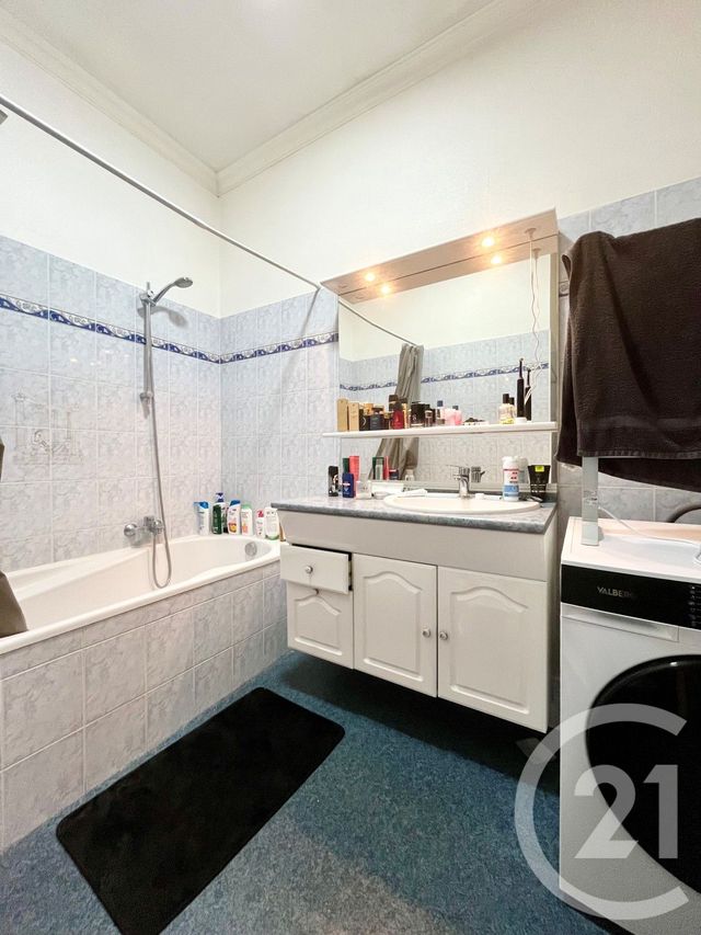 Appartement F4 à louer - 4 pièces - 100.0 m2 - AUBOUE - 54 - LORRAINE - Century 21 Côté Est Immobilier