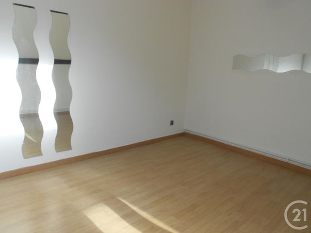 Appartement F3 à louer - 3 pièces - 46.43 m2 - METZ - 57 - LORRAINE - Century 21 Côté Est Immobilier