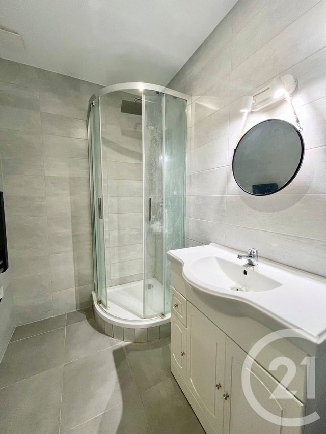 Appartement F2 à louer - 2 pièces - 53.79 m2 - MOYEUVRE GRANDE - 57 - LORRAINE - Century 21 Côté Est Immobilier