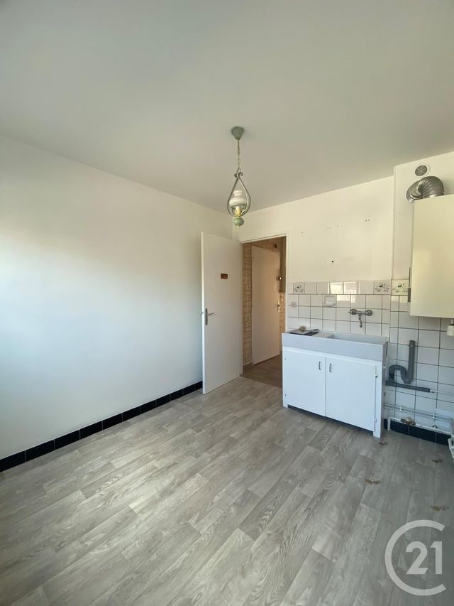 Appartement F1 à louer - 1 pièce - 31.5 m2 - ST JULIEN LES METZ - 57 - LORRAINE - Century 21 Côté Est Immobilier