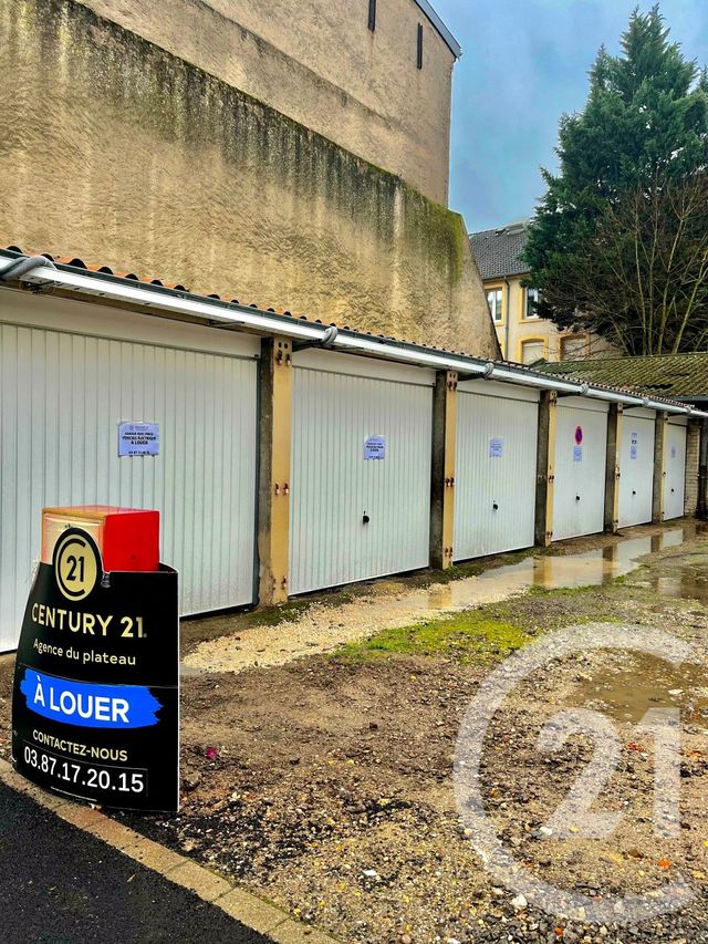 parking à louer - 15.0 m2 - METZ - 57 - LORRAINE - Century 21 Côté Est Immobilier