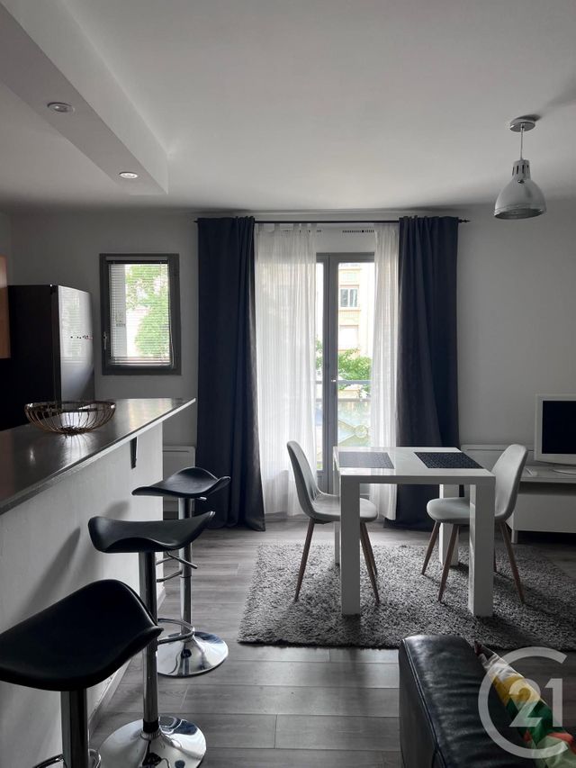 Appartement F2 à louer - 2 pièces - 42.64 m2 - LONGEVILLE LES METZ - 57 - LORRAINE - Century 21 Côté Est Immobilier