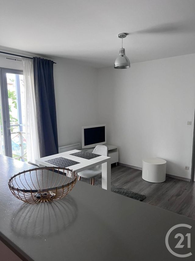 Appartement F2 à louer - 2 pièces - 42.64 m2 - LONGEVILLE LES METZ - 57 - LORRAINE - Century 21 Côté Est Immobilier