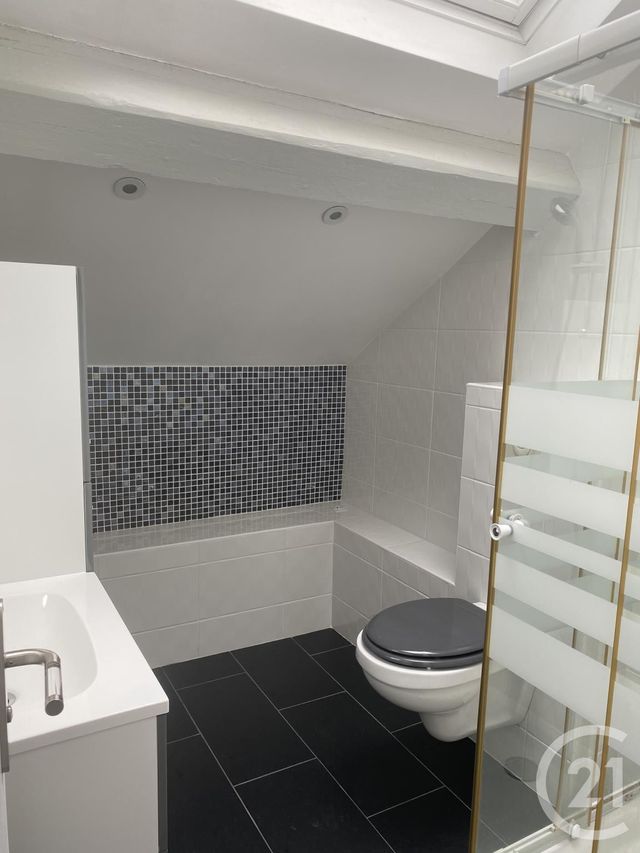 Appartement F3 à louer - 3 pièces - 43.45 m2 - METZ - 57 - LORRAINE - Century 21 Côté Est Immobilier