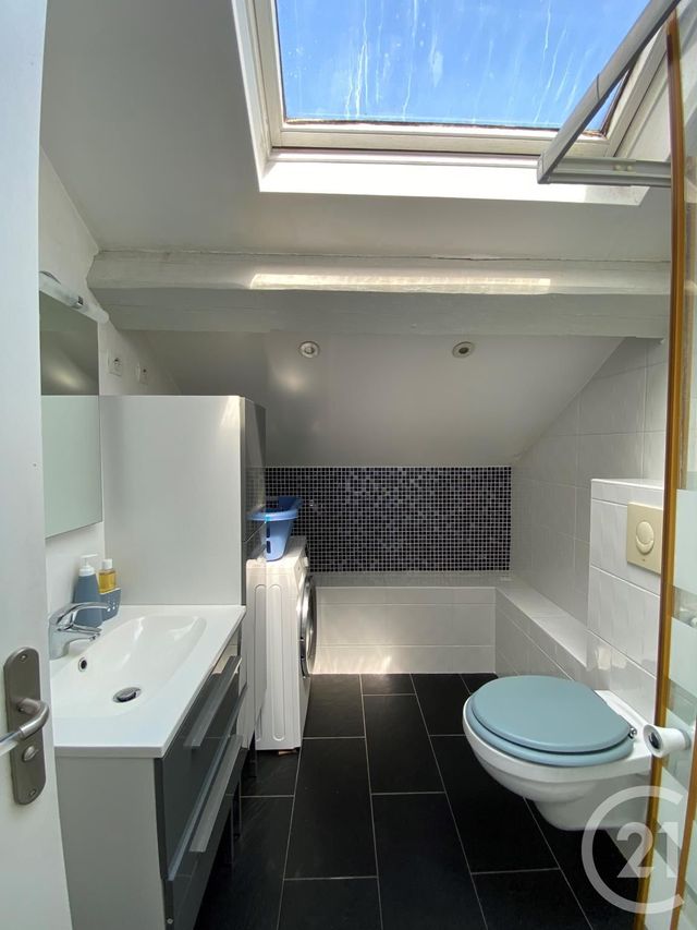 Appartement F3 à louer - 3 pièces - 43.45 m2 - METZ - 57 - LORRAINE - Century 21 Côté Est Immobilier