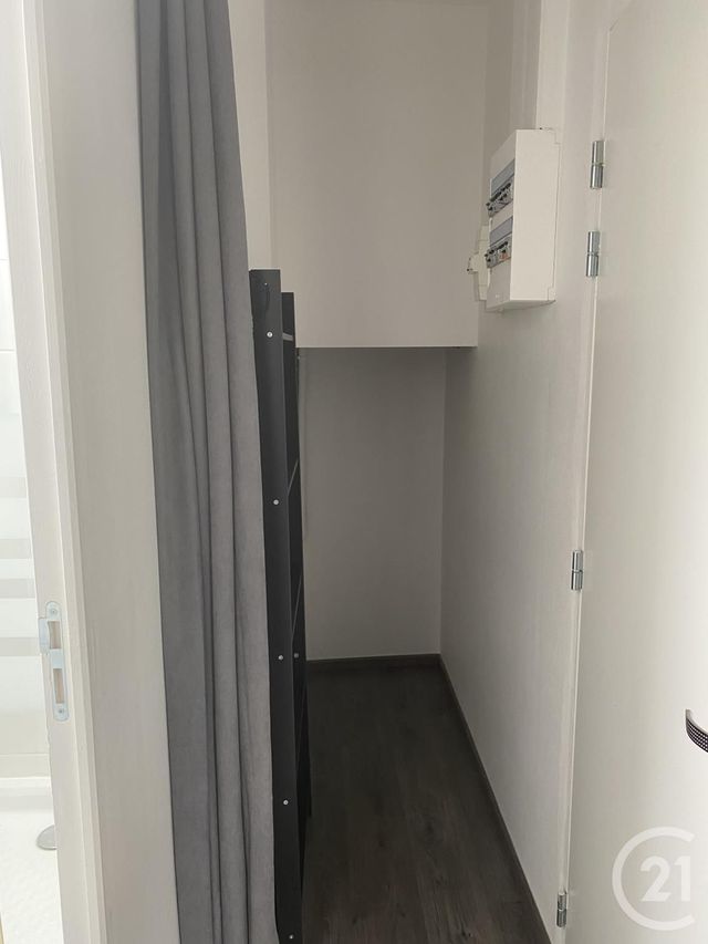 Appartement F3 à louer - 3 pièces - 43.45 m2 - METZ - 57 - LORRAINE - Century 21 Côté Est Immobilier