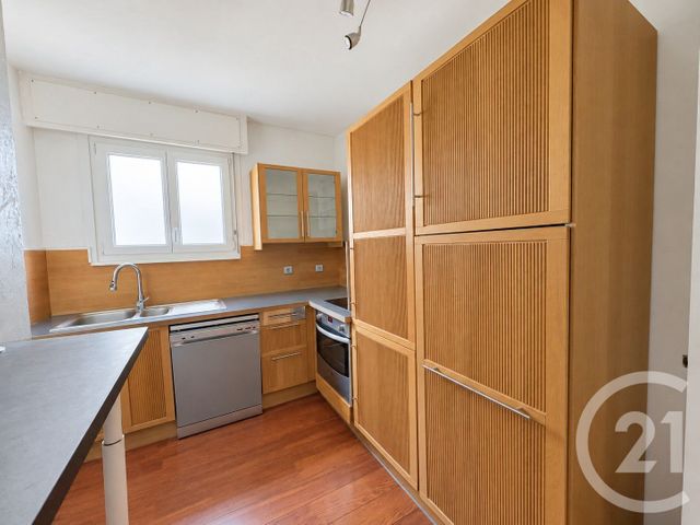 Appartement F2 à louer - 2 pièces - 44.56 m2 - METZ - 57 - LORRAINE - Century 21 Côté Est Immobilier