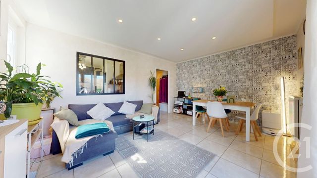 Appartement F2 à vendre - 3 pièces - 67.5 m2 - METZ - 57 - LORRAINE - Century 21 Côté Est Immobilier