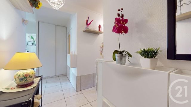 Appartement F2 à vendre - 3 pièces - 67.5 m2 - METZ - 57 - LORRAINE - Century 21 Côté Est Immobilier