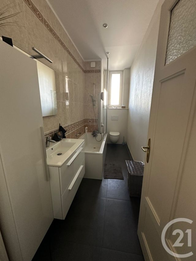 Appartement F2 à louer - 2 pièces - 56.78 m2 - METZ - 57 - LORRAINE - Century 21 Côté Est Immobilier