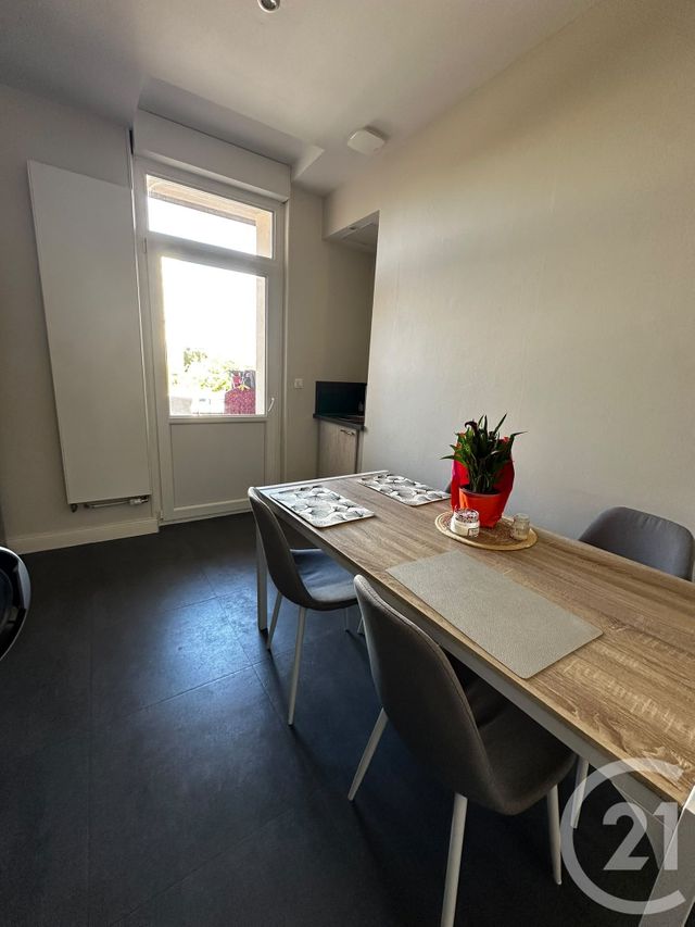 Appartement F2 à louer - 2 pièces - 56.78 m2 - METZ - 57 - LORRAINE - Century 21 Côté Est Immobilier