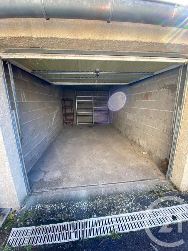 parking à louer - 15.0 m2 - JARNY - 54 - LORRAINE - Century 21 Côté Est Immobilier