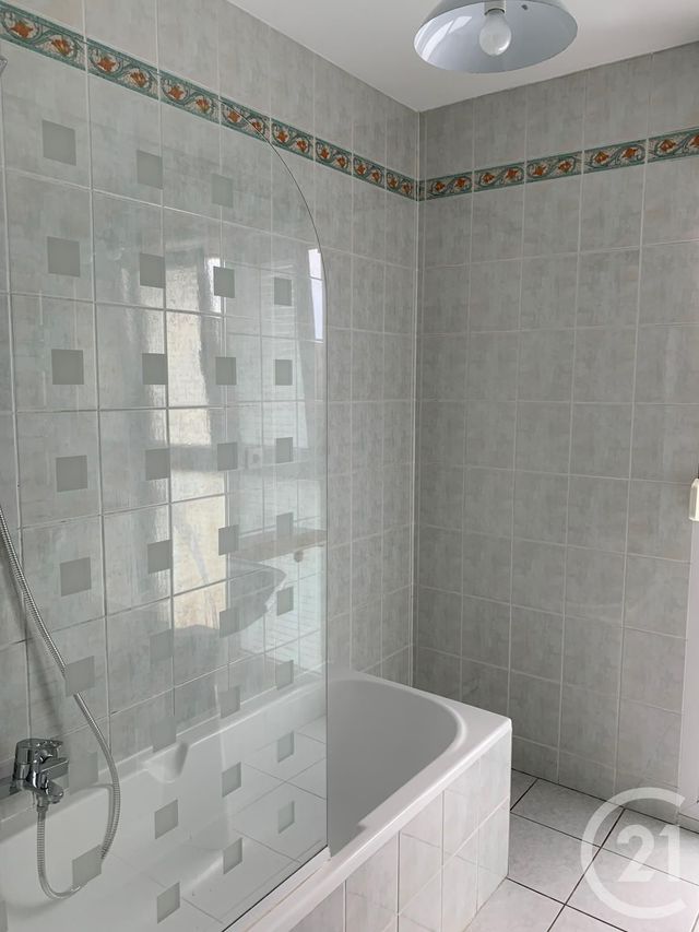 Appartement F3 à louer - 3 pièces - 66.18 m2 - METZ - 57 - LORRAINE - Century 21 Côté Est Immobilier