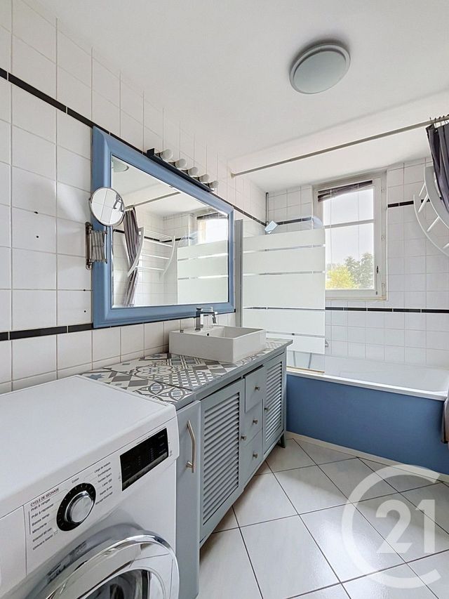 Appartement F4 à vendre - 5 pièces - 93.65 m2 - METZ - 57 - LORRAINE - Century 21 Côté Est Immobilier