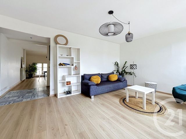 Appartement F4 à vendre - 5 pièces - 93.65 m2 - METZ - 57 - LORRAINE - Century 21 Côté Est Immobilier