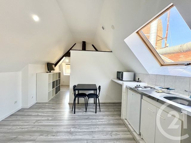 Appartement F1 à louer - 1 pièce - 24.8 m2 - METZ - 57 - LORRAINE - Century 21 Côté Est Immobilier