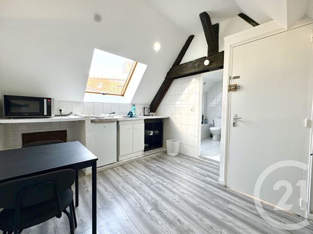 Appartement F1 à louer - 1 pièce - 24.8 m2 - METZ - 57 - LORRAINE - Century 21 Côté Est Immobilier