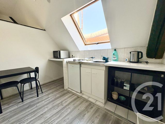 Appartement F1 à louer - 1 pièce - 24.8 m2 - METZ - 57 - LORRAINE - Century 21 Côté Est Immobilier