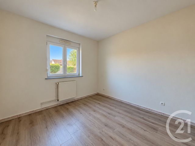 Appartement F5 à louer - 5 pièces - 91.8 m2 - DONCOURT LES CONFLANS - 54 - LORRAINE - Century 21 Côté Est Immobilier