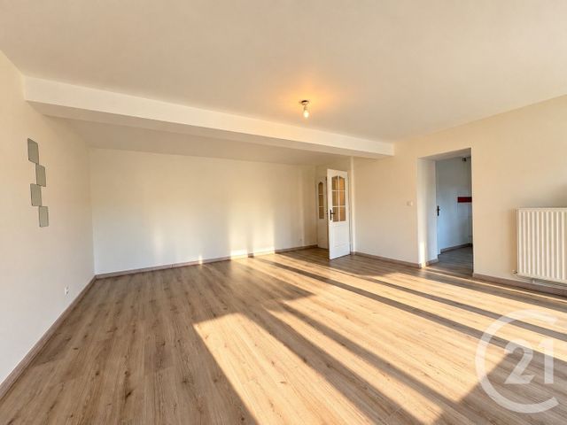 Appartement F5 à louer - 5 pièces - 91.8 m2 - DONCOURT LES CONFLANS - 54 - LORRAINE - Century 21 Côté Est Immobilier