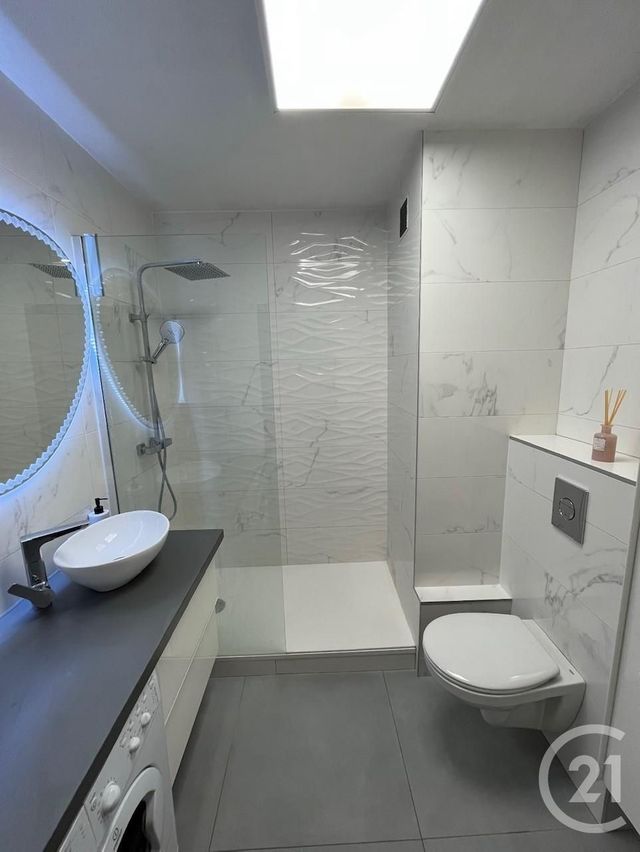 Appartement F2 à louer - 2 pièces - 45.51 m2 - MOULINS LES METZ - 57 - LORRAINE - Century 21 Côté Est Immobilier