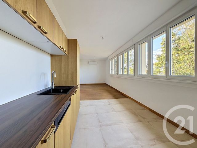 Appartement F5 à vendre - 5 pièces - 127.3 m2 - METZ - 57 - LORRAINE - Century 21 Côté Est Immobilier