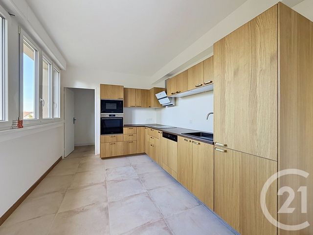 Appartement F5 à vendre - 5 pièces - 127.3 m2 - METZ - 57 - LORRAINE - Century 21 Côté Est Immobilier