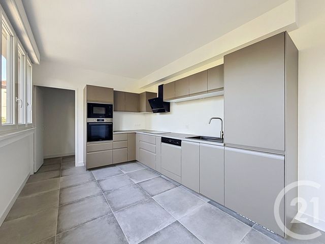 Appartement F5 à vendre - 5 pièces - 126.9 m2 - METZ - 57 - LORRAINE - Century 21 Côté Est Immobilier