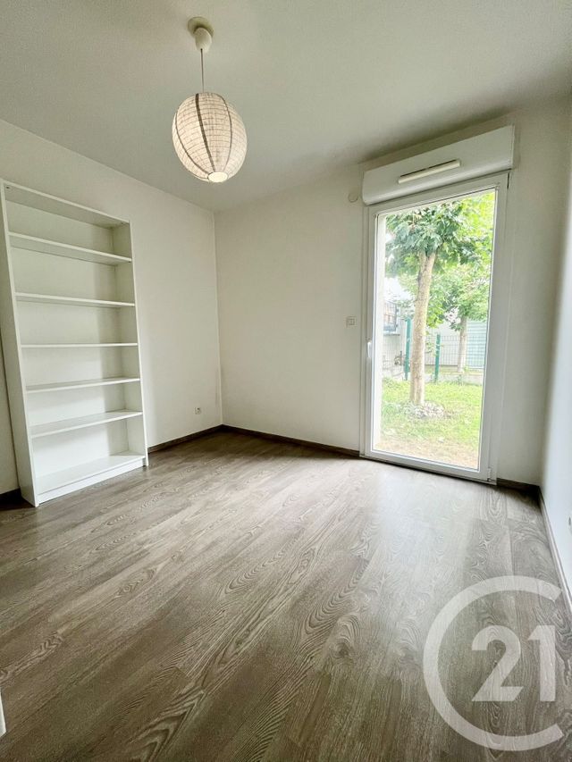 Appartement F3 à louer - 3 pièces - 65.29 m2 - ROSSELANGE - 57 - LORRAINE - Century 21 Côté Est Immobilier