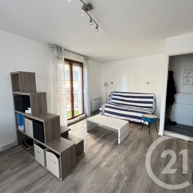 Appartement F1 à louer - 1 pièce - 33.0 m2 - MONTIGNY LES METZ - 57 - LORRAINE - Century 21 Côté Est Immobilier